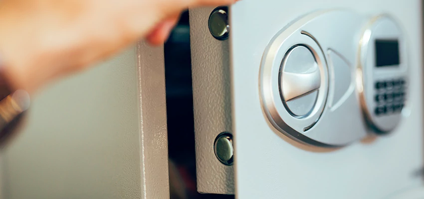 Fingerprint Safe Openers in Thermalito, CA