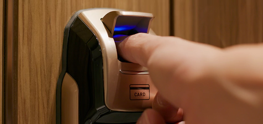 Fingerprint Door Locks Replacement in Thermalito, CA